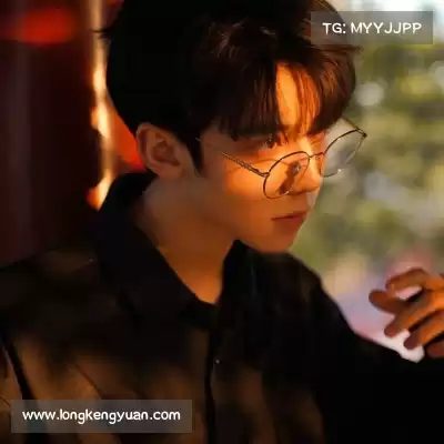 鲁羿嵩